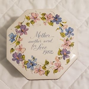 Vintage 1982 Metal Tin Canister Container